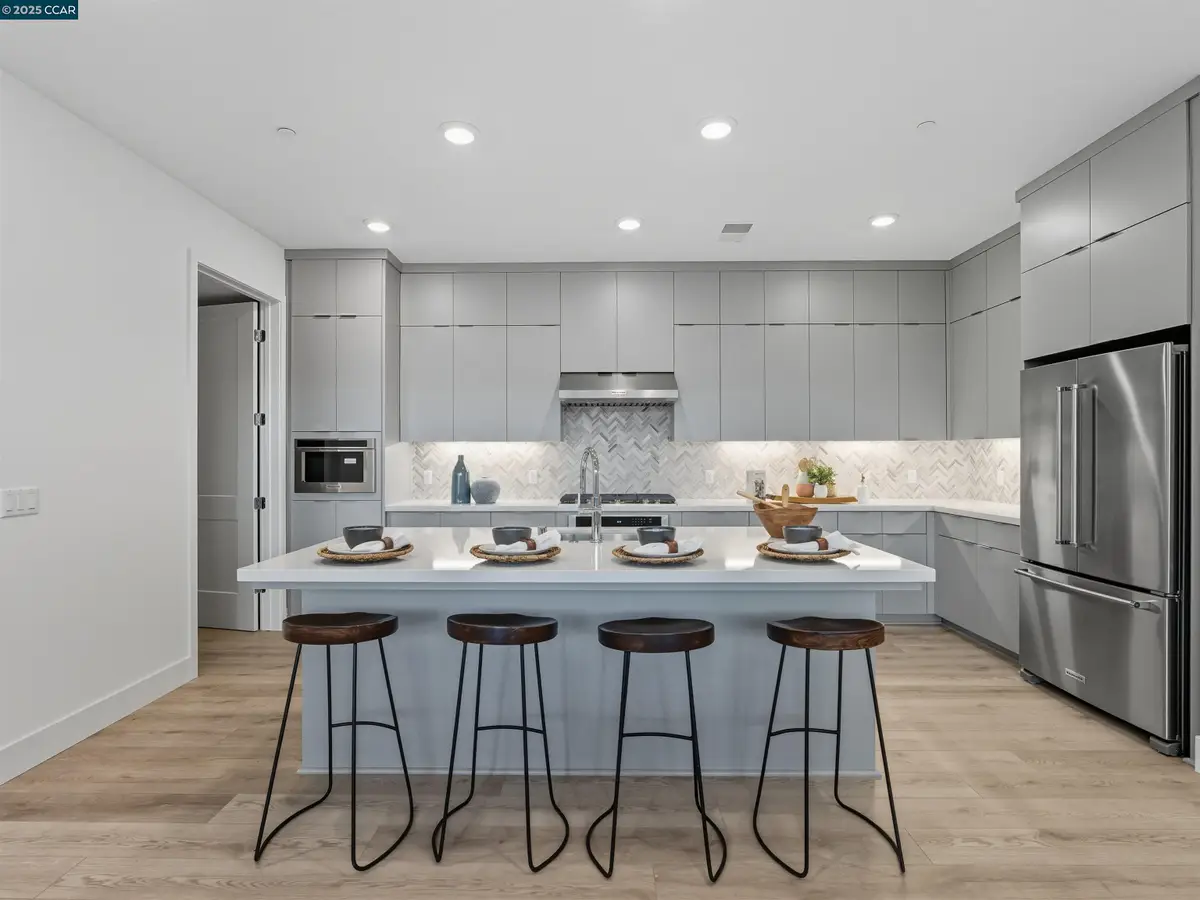 44862 S Grimmer Blvd #201, Fremont, CA 94538 - Image #1