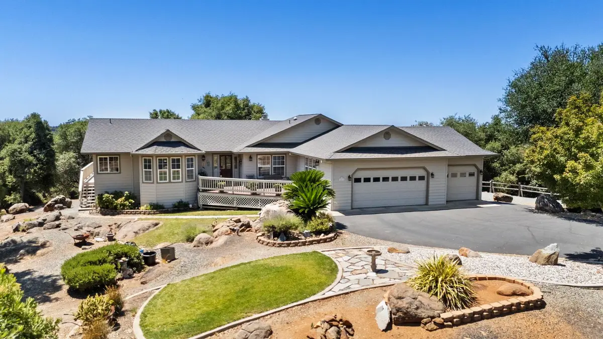 15595 Curtis Cir, Sonora, CA 95370 - #1