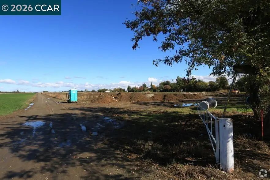 725 Vaughn, Dixon, CA 95620 - #1