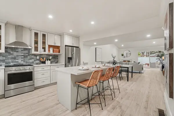 674 St Ives Ct, Walnut Creek, CA 94507