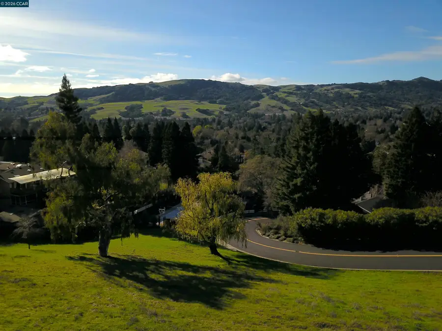 336 Merrilee Pl, Danville, CA 94526 - #3