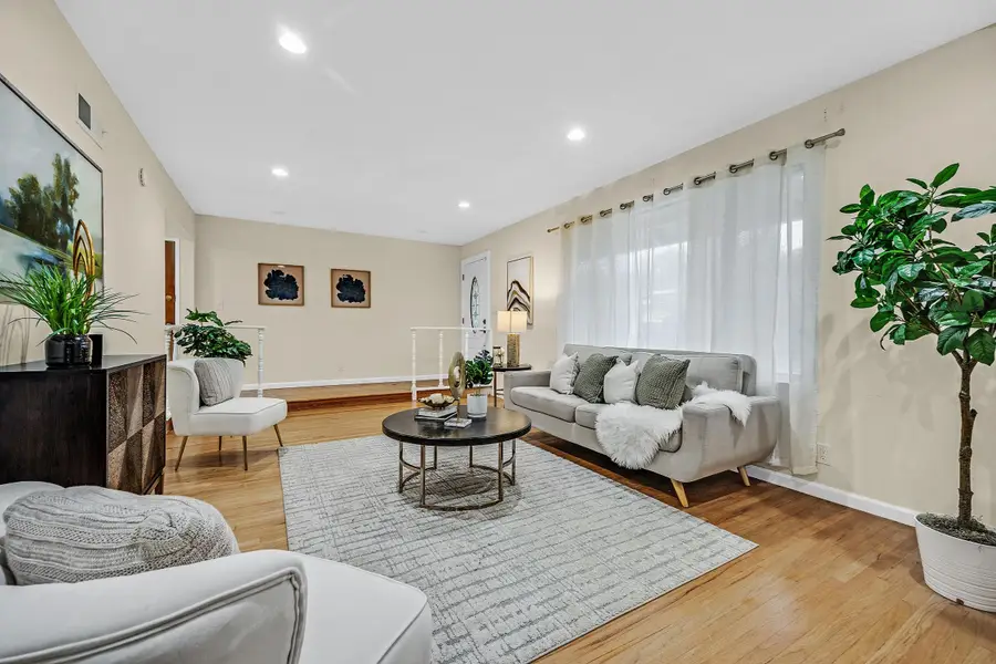 550 Blue Ridge Dr, Martinez, CA 94553 - Image #3