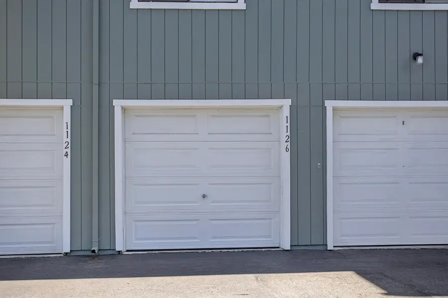 1126 Maywood Ln, Martinez, CA 94553 - Image #2