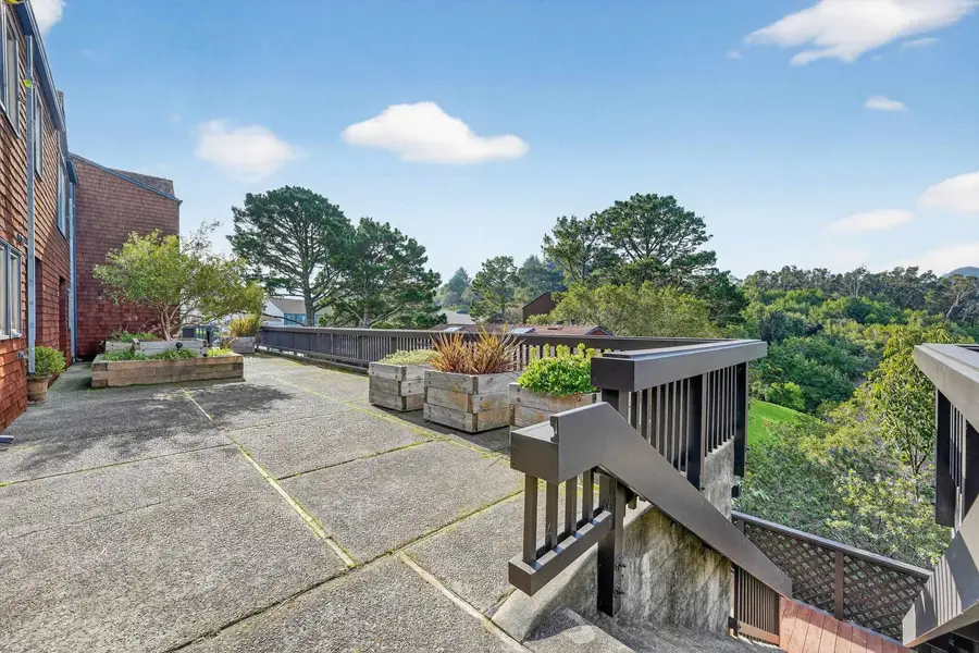 155 Headlands Ct, Sausalito, CA 94965 - Image #2