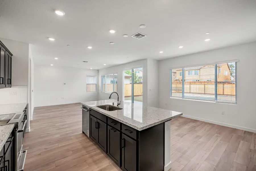 347 Astilbe Street, Discovery Bay, CA 94505 - Image #3