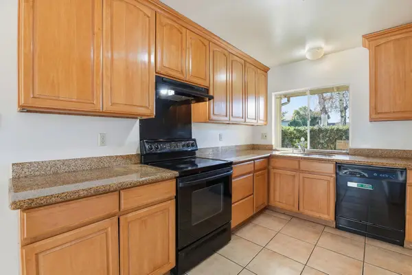 32533 Regents Blvd, Union City, CA 94587