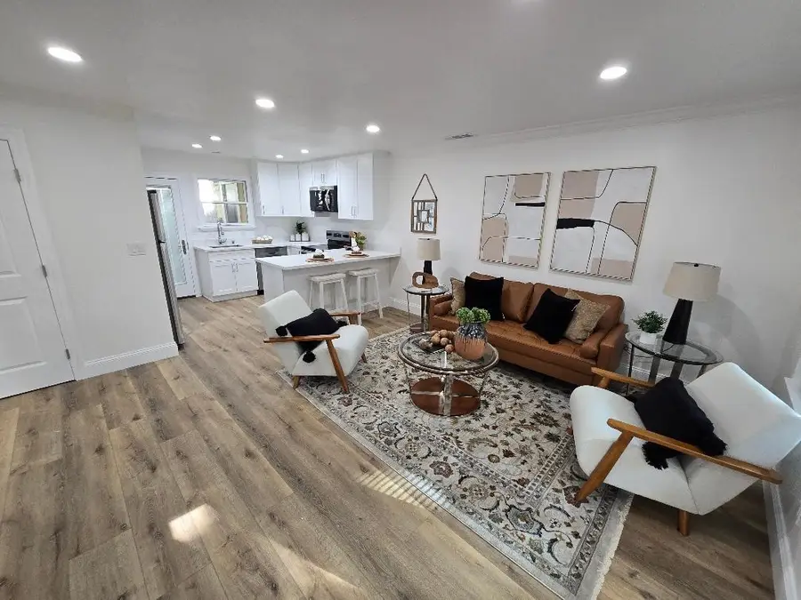 1520 Schenone Ct #15, Concord, CA 94521 - Image #3