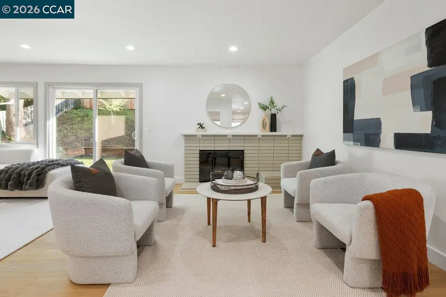 2252 Granite Ct, Alamo, CA 94507 - Image #2