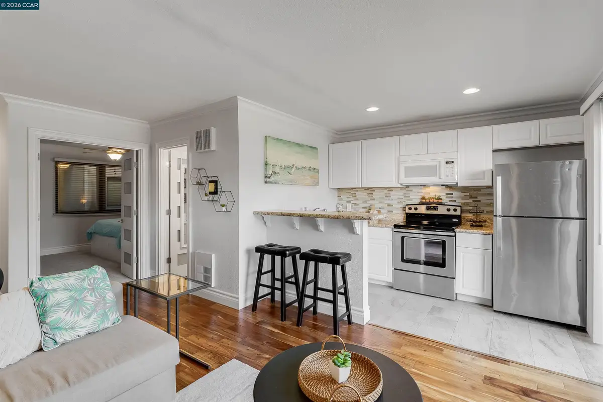1 Embarcadero W #164, Oakland, CA 94607 - #1