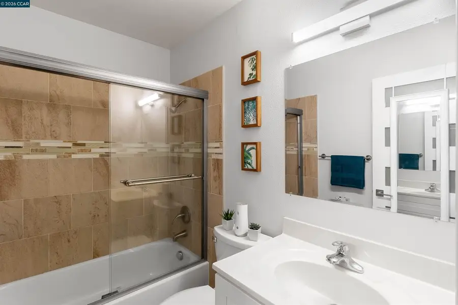 1 Embarcadero W #164, Oakland, CA 94607 - #2