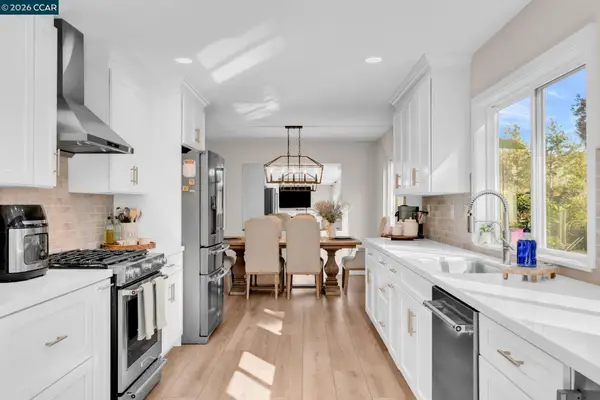 327 Mt Washington Way, Clayton, CA 94517