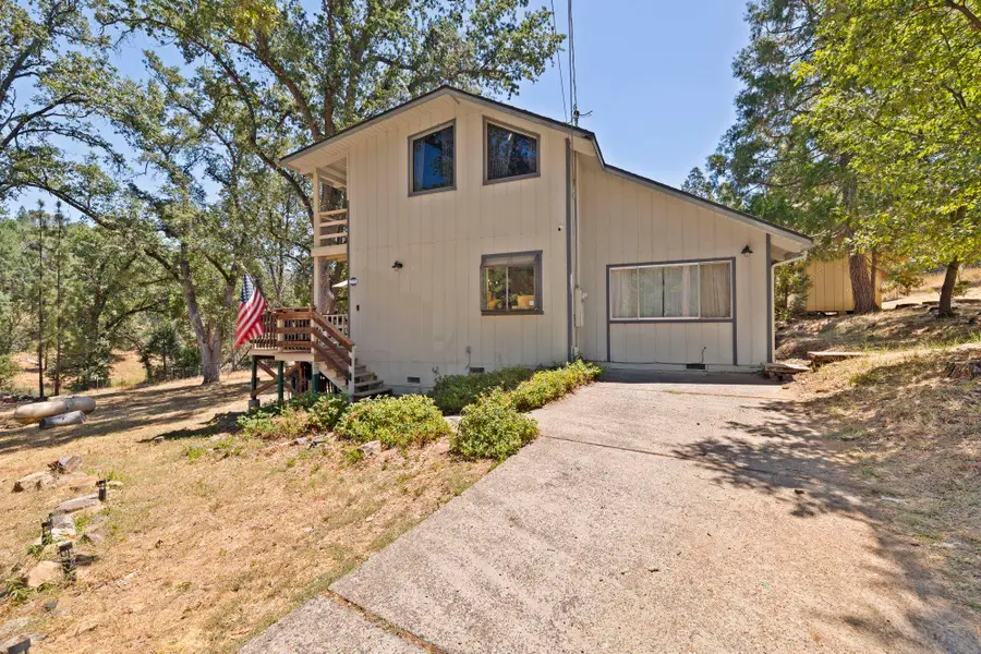 20785 Buttercup Cir, Groveland, CA 95321 - Image #3