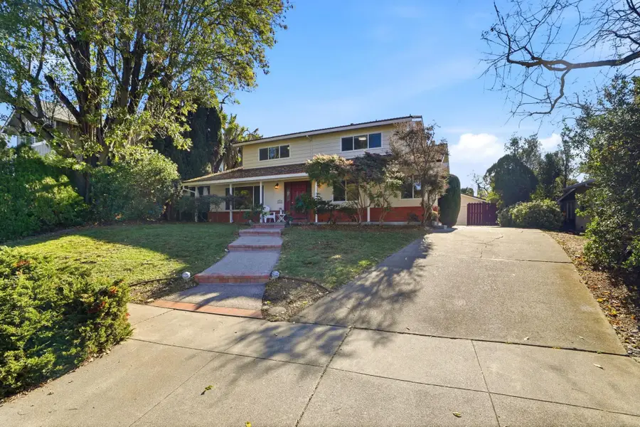 786 Wisteria Dr, Fremont, CA 94539 - Image #2