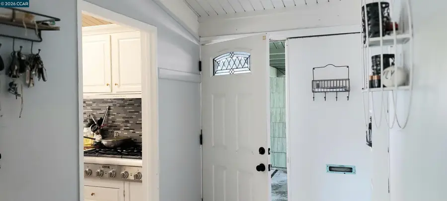 1712 Oakmead Dr, Concord, CA 94520 - Image #3