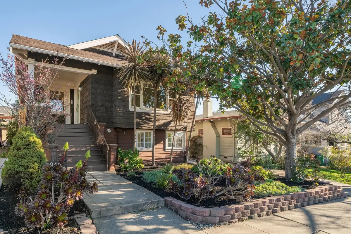 3846 Beaumont Ave, Oakland, CA 94602 - Image #1