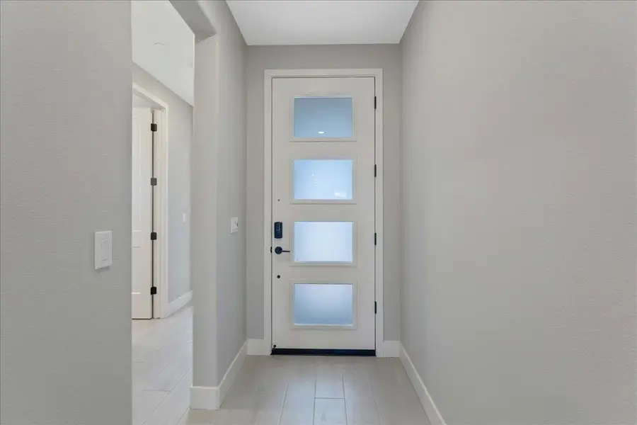 3247 Woody Way, Hollister, CA 95023 - #3