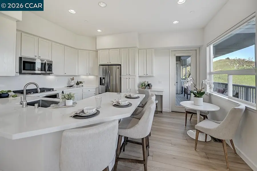 2816 Saklan Indian Dr, Walnut Creek, CA 94595 - Image #2