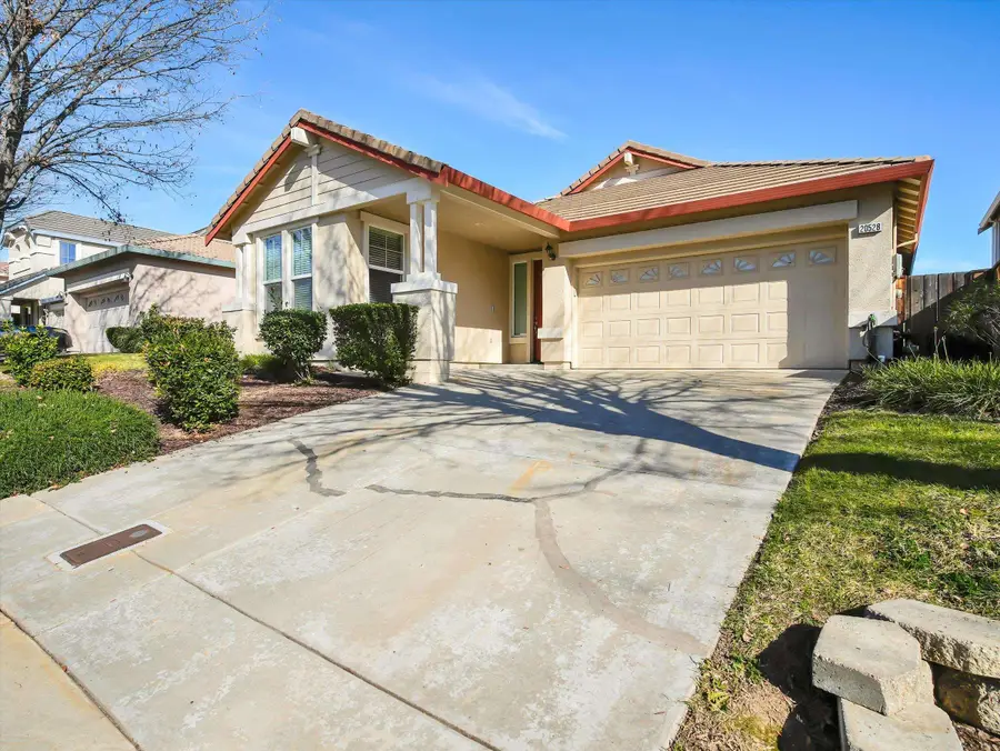 20528 Sarazen Ln, Patterson, CA 95363 - Image #2