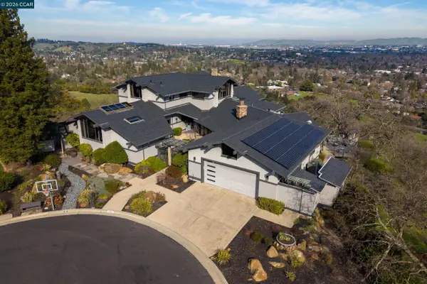 3284 Surmont Dr, Lafayette, CA 94549