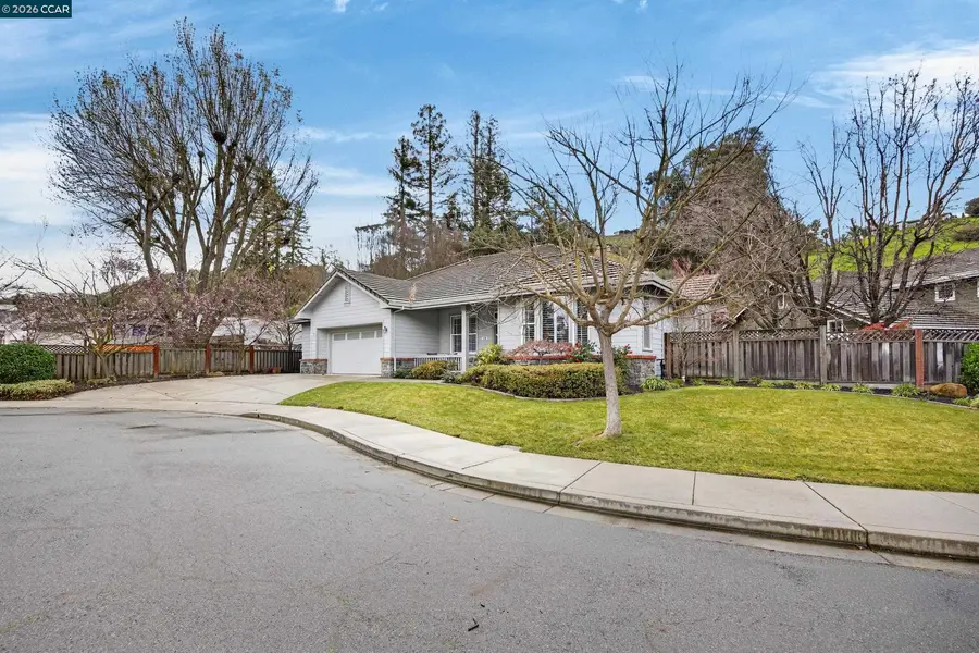 116 Mcmahon Ct, Martinez, CA 94553 - #3