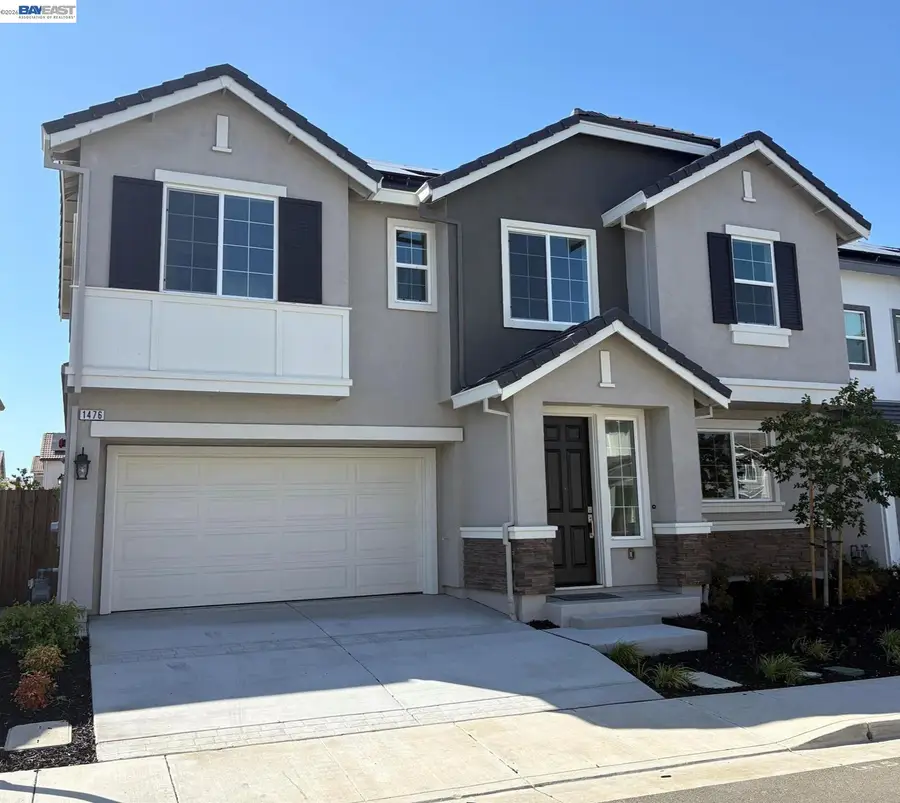 1476 Monument Ln, Fairfield, CA 94533 - #2