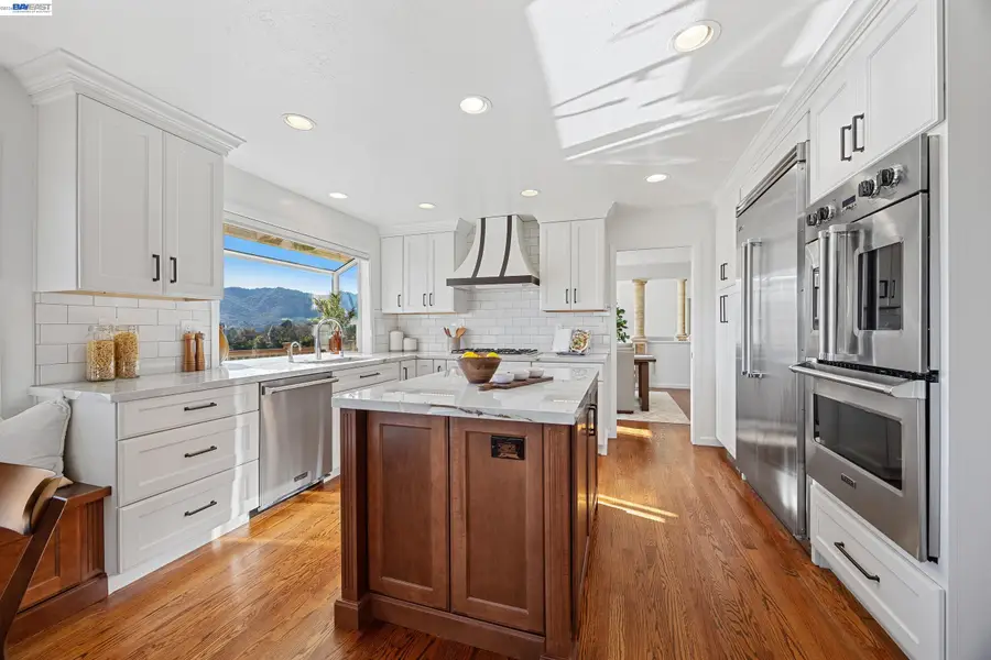 670 Logan Ln, Danville, CA 94526 - #2