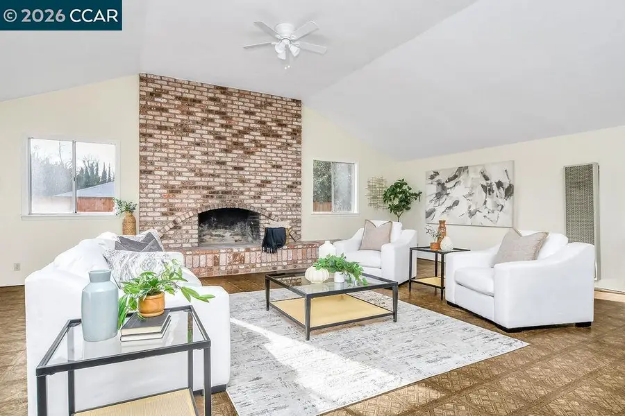 130 Cleopatra Dr, Pleasant Hill, CA 94523 - #2