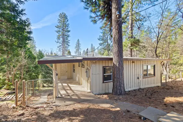 16431 Estralita, Sonora, CA 95383