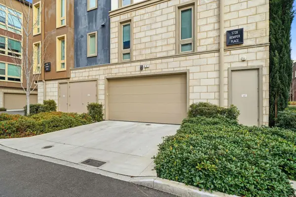 5728 Kemper Place #401, Dublin, CA 94568