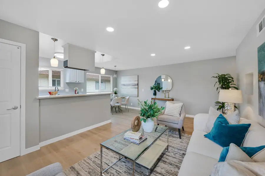 32608 Brenda Way #4, Union City, CA 94587 - Image #3