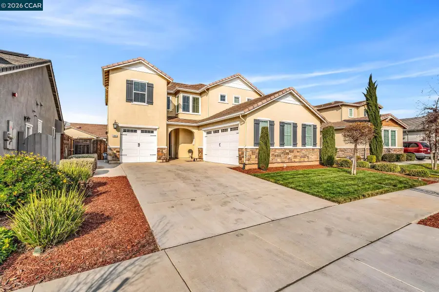 1881 Hartford Ct, Lathrop, CA 95330 - #3