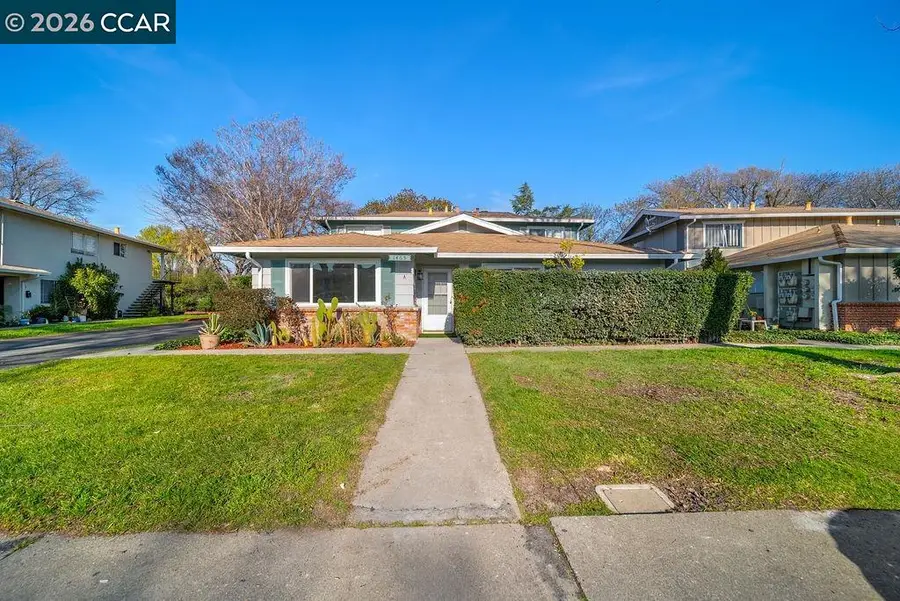 1465 Del Rio Cir #A, Concord, CA 94518 - Image #2