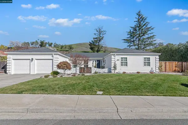 1197 Larch Ave, Moraga, CA 94556