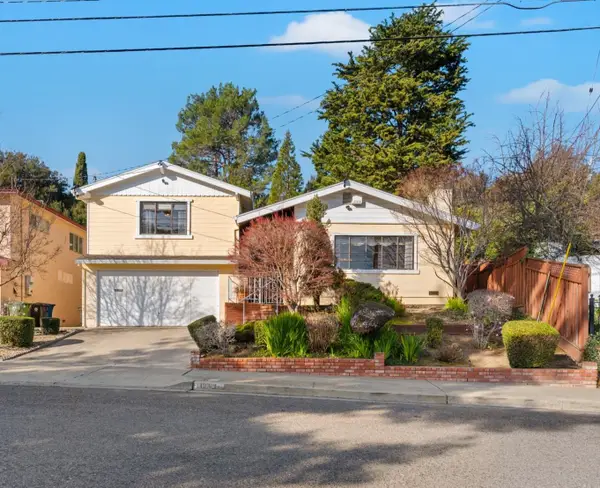 18153 Plymouth Dr, Castro Valley, CA 94546