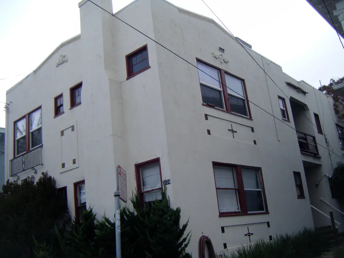 3920 Clarke Street, Oakland, CA 94609 - Image #1