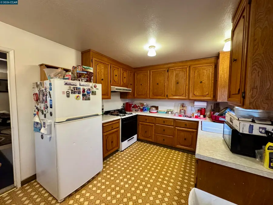 2340 Yale St, Martinez, CA 94553 - #2
