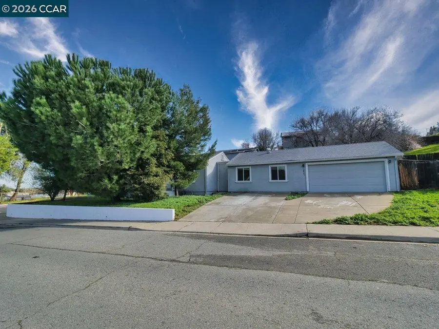 2901 Roosevelt Ln, Antioch, CA 94509 - #2