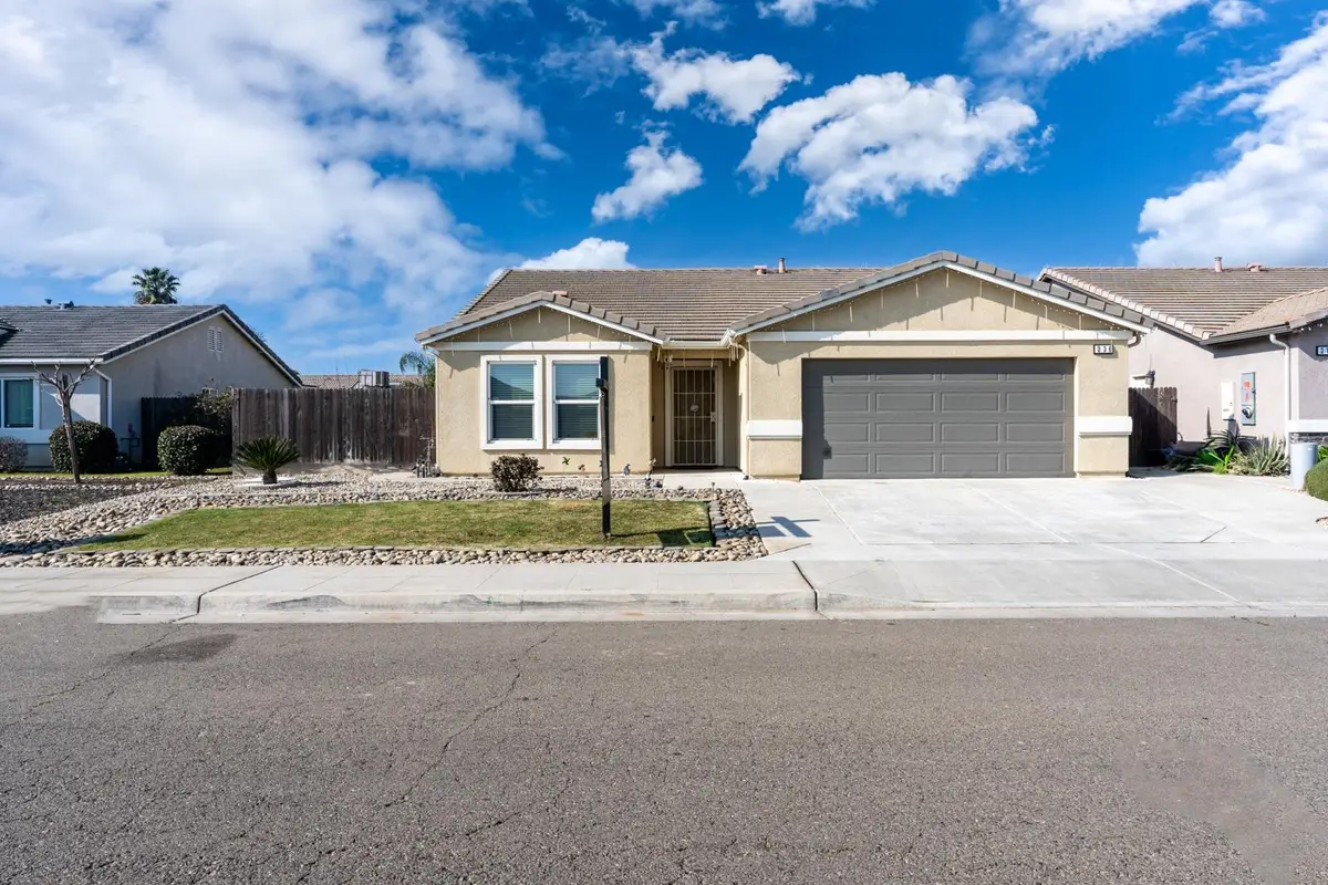 336 Solano St, Madera, CA 93638 - Image #1