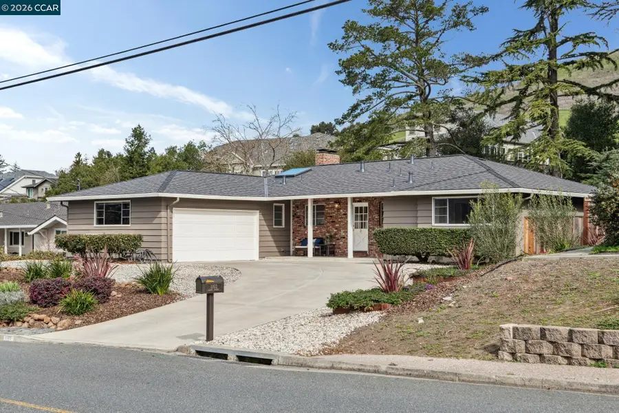 1103 Larch Avenue, Moraga, CA 94556 - #2