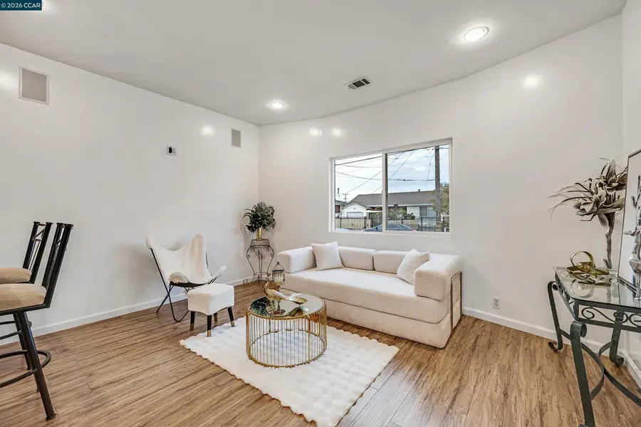 901 Florida Ave, Richmond, CA 94804 - #2
