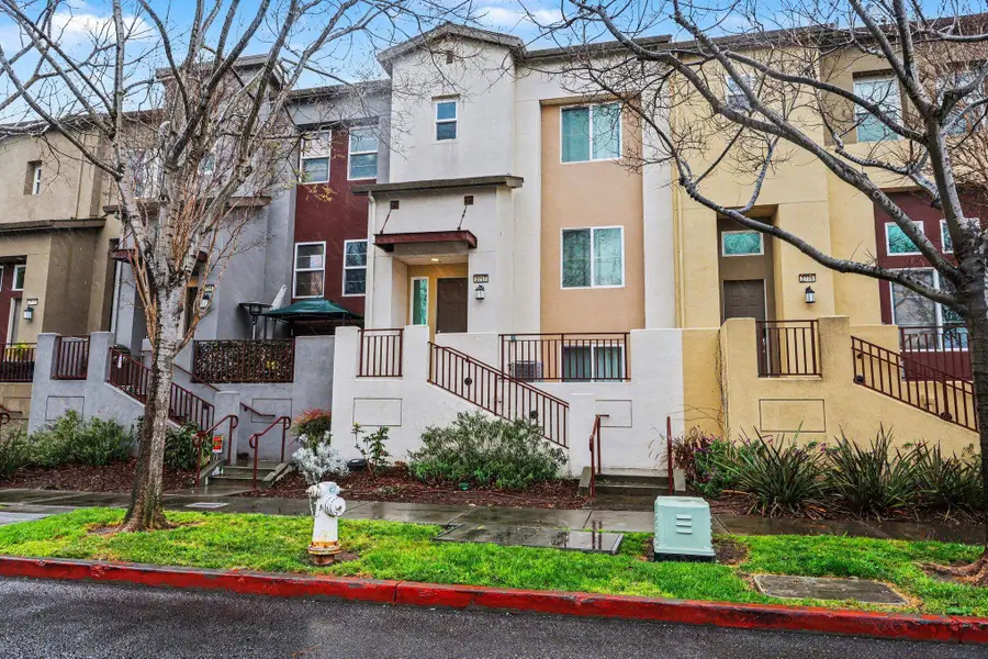 2717 10th St, San Pablo, CA 94806 - #2