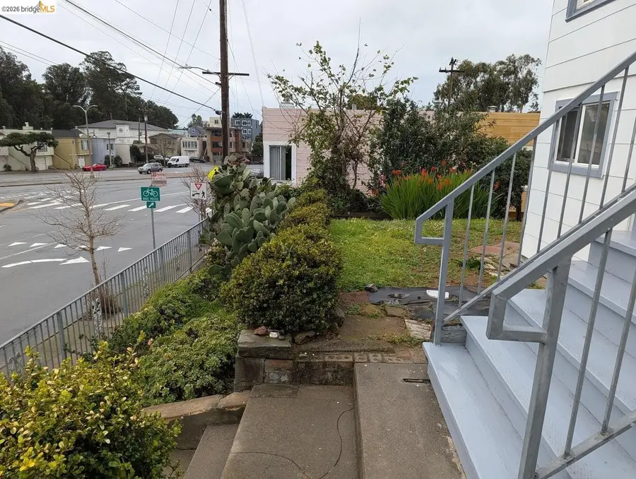 286 Sagamore St, San Francisco, CA 94112 - #3
