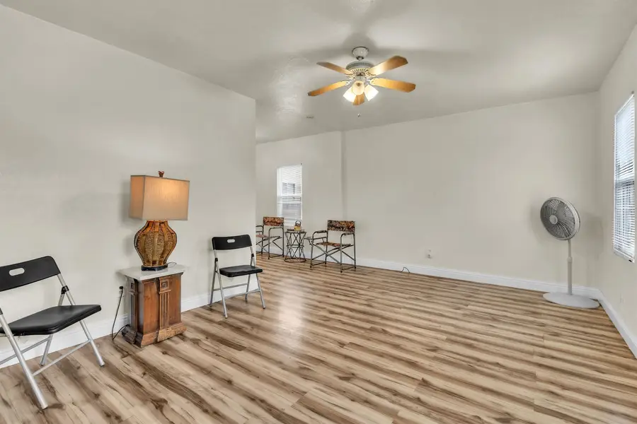 Address Withheld By Seller, Oakland, CA 94605 - #3