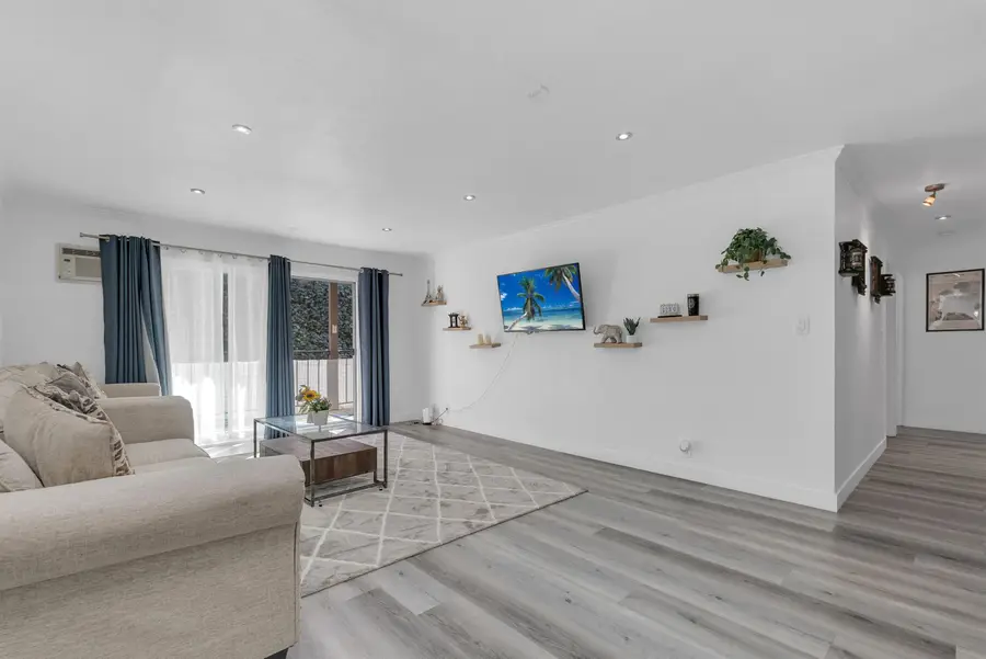 2500 Miramar Ave #203, Castro Valley, CA 94546 - #2
