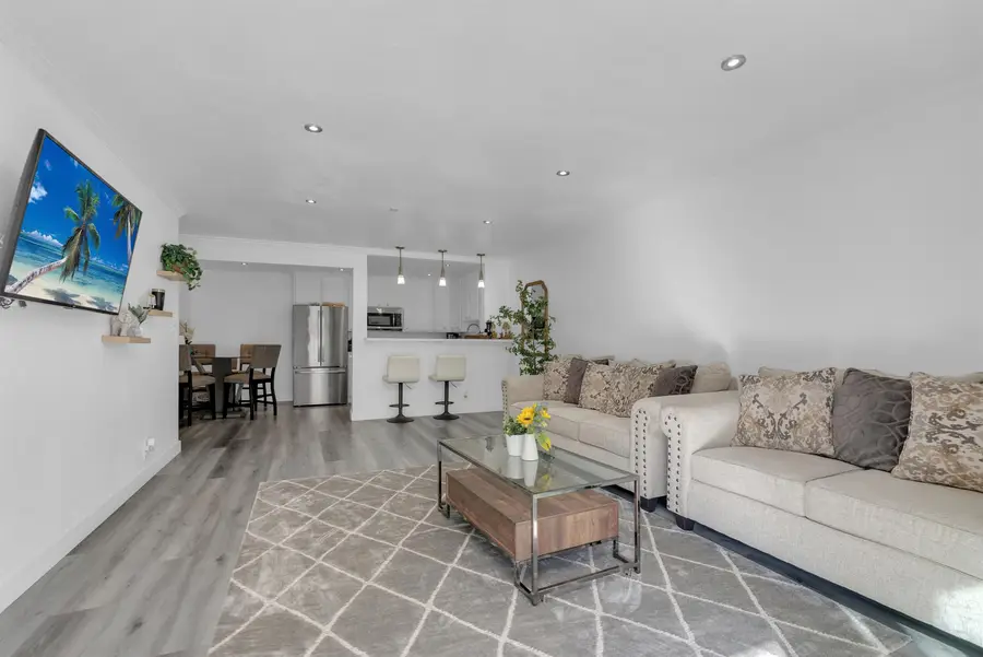 2500 Miramar Ave #203, Castro Valley, CA 94546 - #3