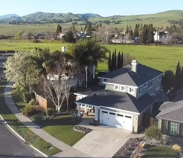 1891 Meadow Glen Dr, Livermore, CA 94551