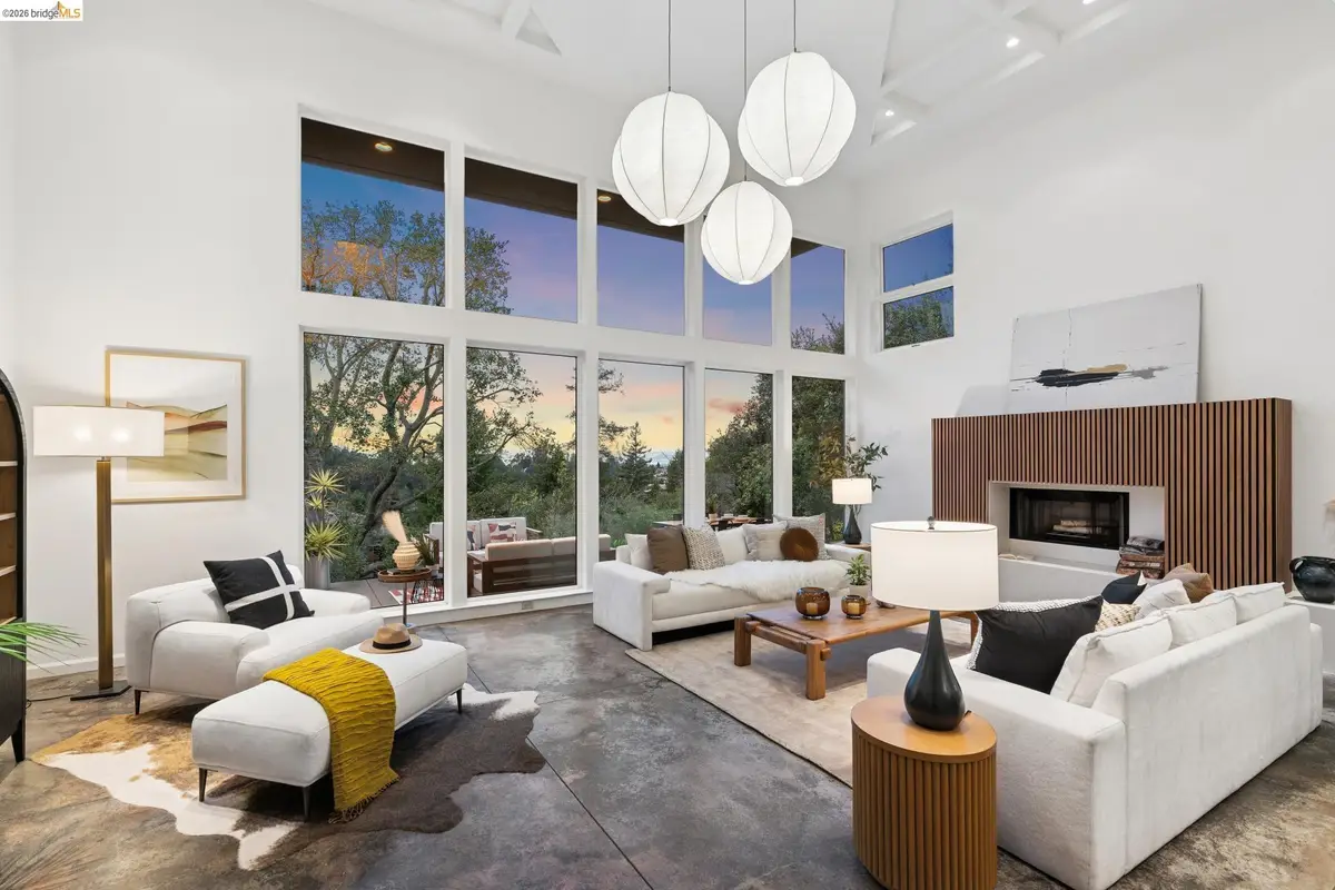 104 Capricorn Ave, Oakland, CA 94611 - #1