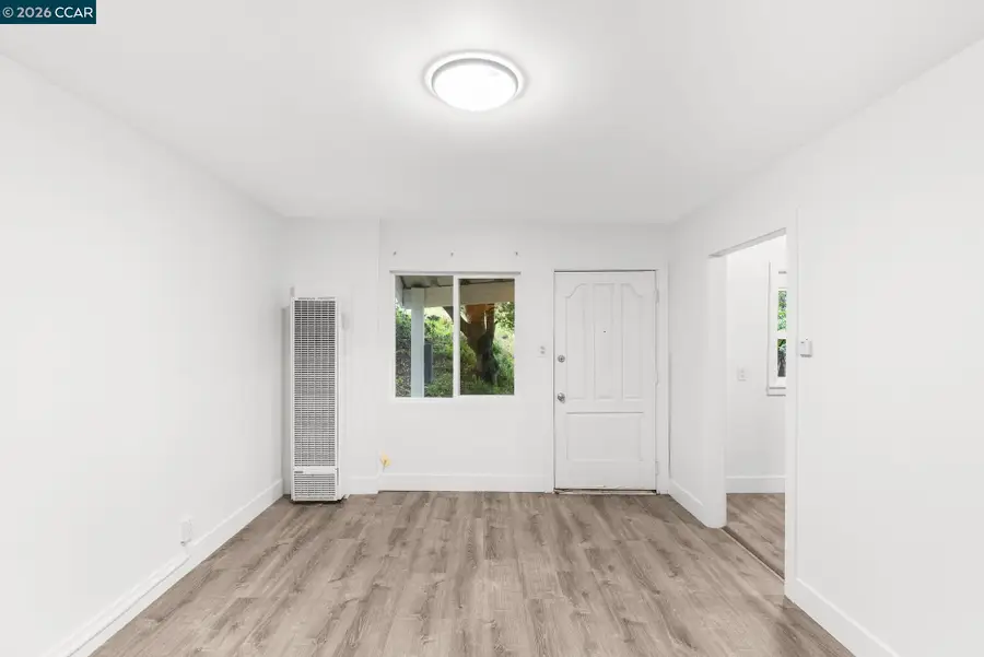 2220 S Crest Ave, Martinez, CA 94553 - #3