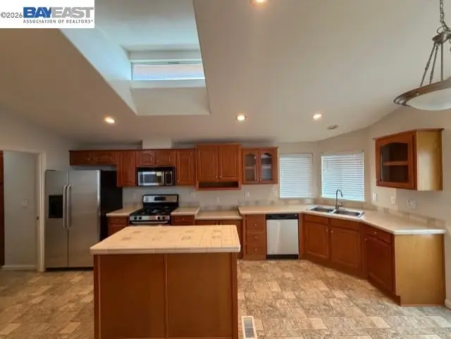 407 Santa Monica, San Leandro, CA 94579 - #3