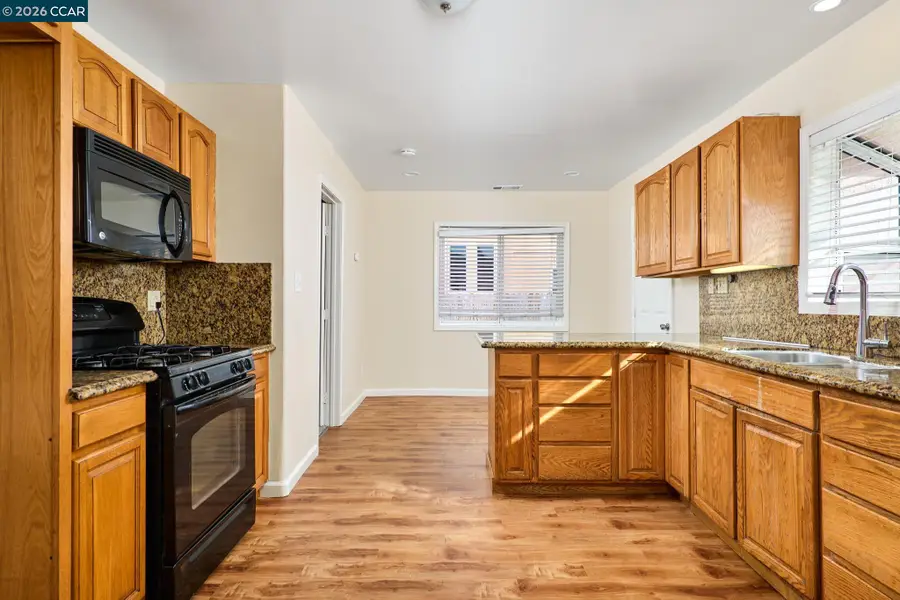 2754 19th St, San Pablo, CA 94806 - #3